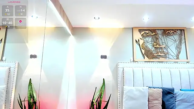 _EmilyJireh_'s cam snapshot