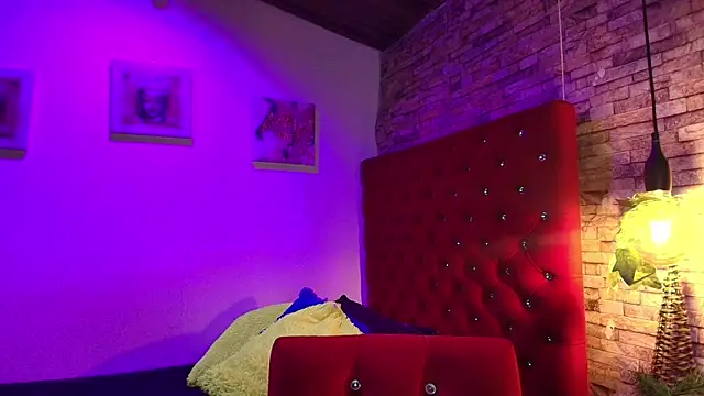 Victoria_Thompson1's cam snapshot