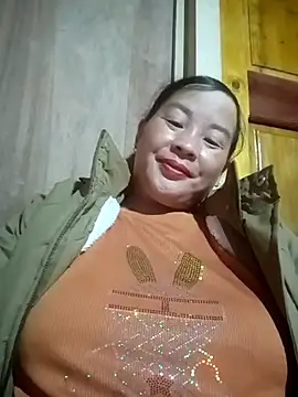 MinaYangon502's cam snapshot