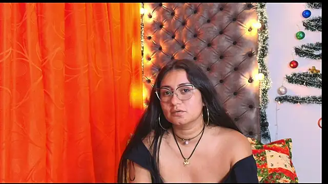 Luna021_1's cam snapshot