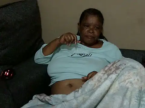 bigsexymama2's cam snapshot