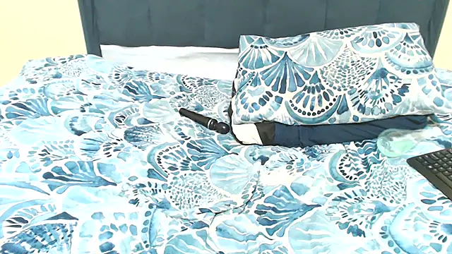 kittykhloe22's cam snapshot