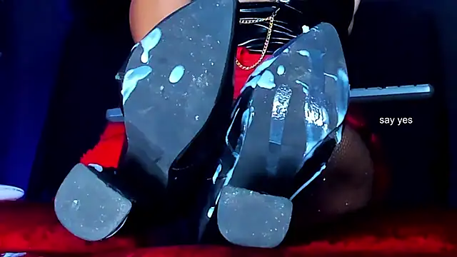 KaramStone's cam snapshot