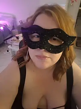 MistressLo live sex cam