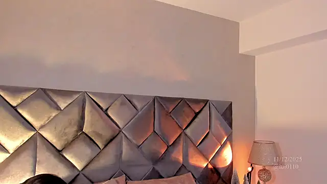 Luisa0110 live sex cam