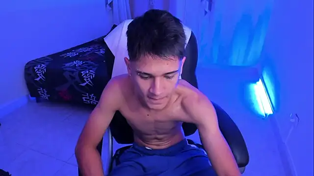 Aron_Boyy live sex cam