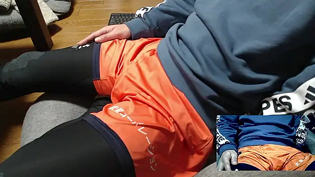 Yasu2000 live sex cam