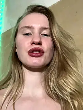 saint_cat25 live sex cam