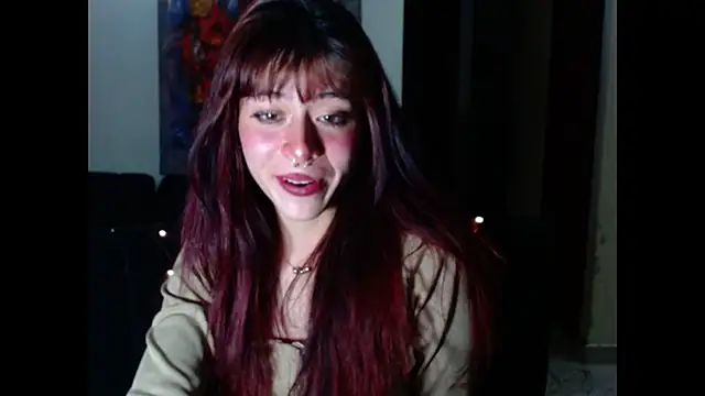 SuzzyyM live sex cam