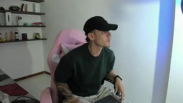 BooyHott_'s cam snapshot