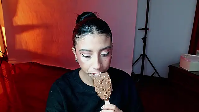 _holy_1's cam snapshot