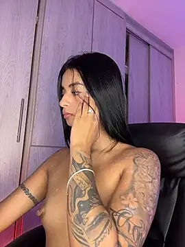 Laura_fernandezII live sex cam