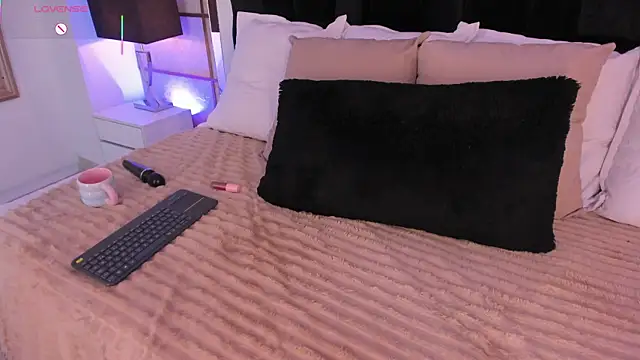 GretaVelvet's cam snapshot