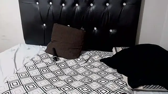 ChubbySpider's cam snapshot