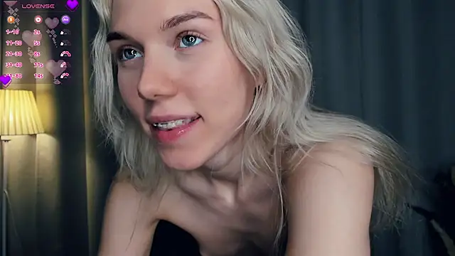 DianeHonnette live sex cam