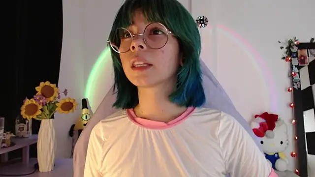 YUKII-UWU's cam snapshot