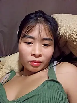 Squirrel-Pear's cam snapshot