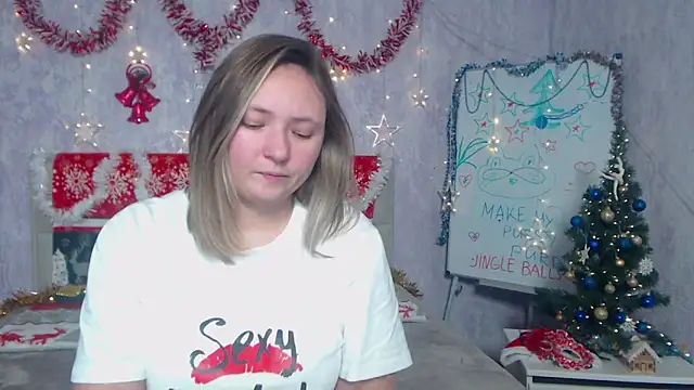 SallyVerda's cam snapshot