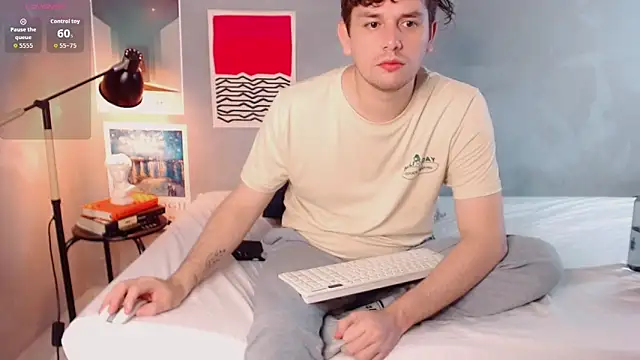 Elio555's cam snapshot