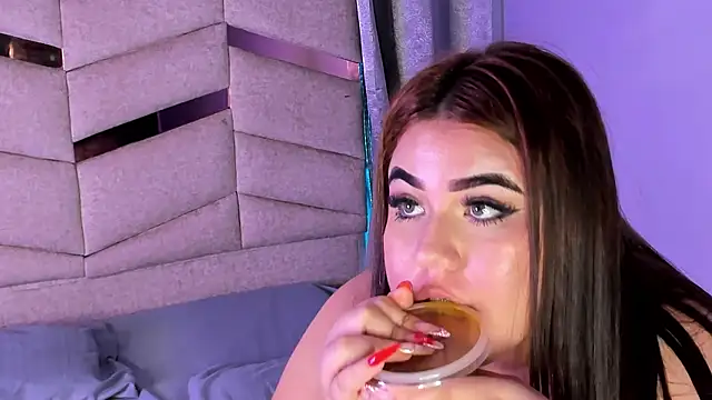 MadissonLee__'s cam snapshot