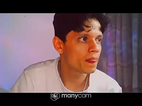 santihot089's cam snapshot