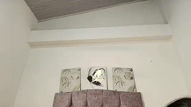 Bella_Brown2's cam snapshot