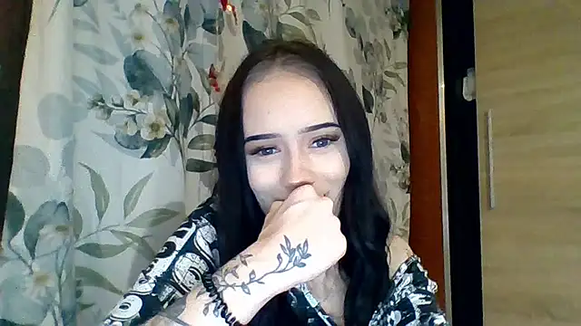 NinaTease's cam snapshot