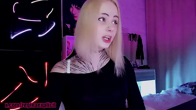 snake__bites live sex cam