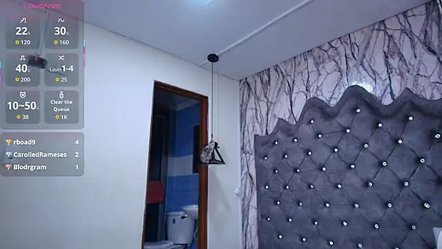 Zami_Escobar_of's cam snapshot