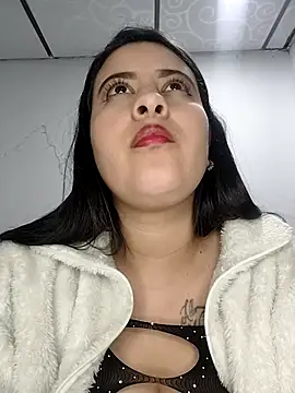 mialorents's cam snapshot