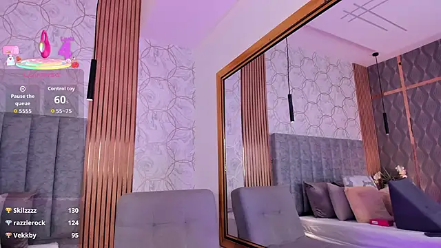 sarahyessica's cam snapshot