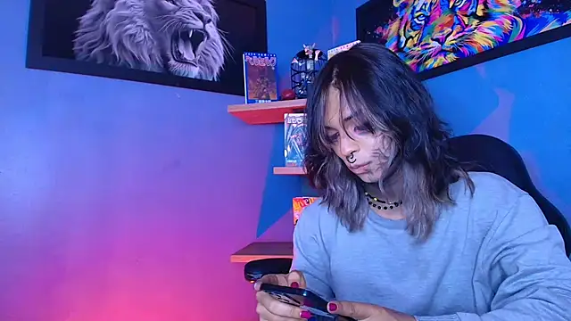 luxiel_'s cam snapshot