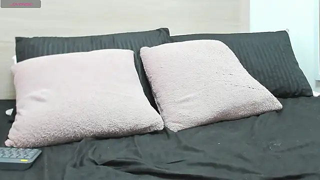 selenaflamemj's cam snapshot