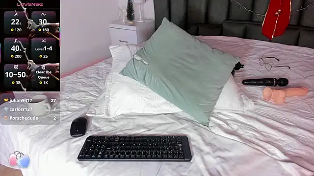 Amara_Rossee's cam snapshot