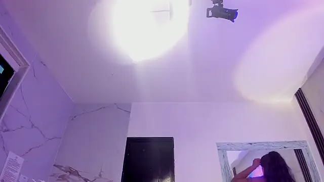 Athenea_Mills's cam snapshot