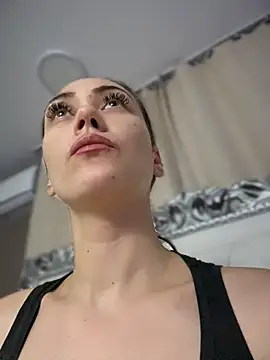 AliceMunro's cam snapshot