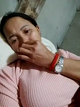 TRIEUTRIEU20's cam snapshot