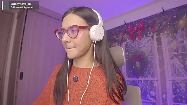 DanyNova_Co's cam snapshot