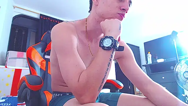 ADAM_HOT's cam snapshot