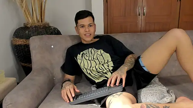 jamesinked_'s cam snapshot