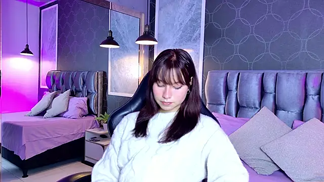 lovequinn_mjs's cam snapshot