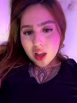 ValerieHilton live sex cam