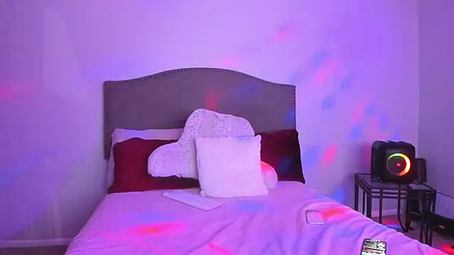 yiauana live sex cam