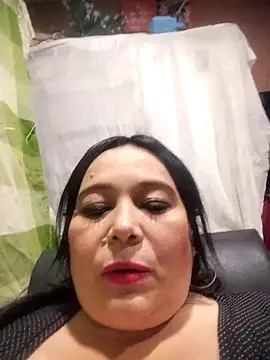 sara_pineros live sex cam