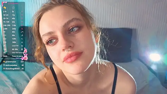 Anny_Blossom's cam snapshot