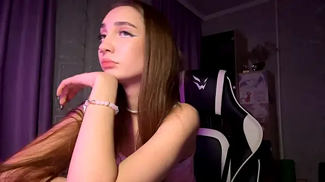 HollyPaw's cam snapshot