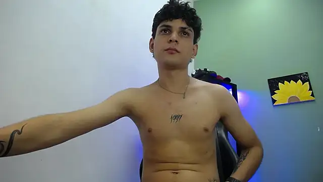 dilan_hott_'s cam snapshot