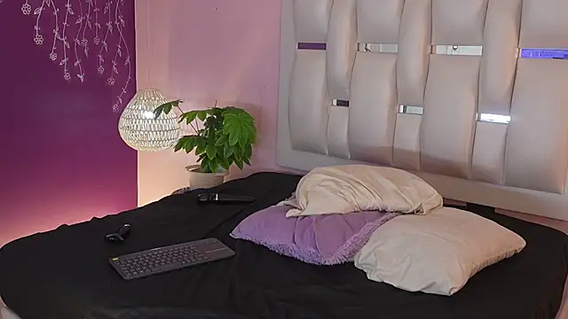 Bella19_ live sex cam