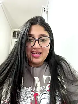 croftsmila live sex cam