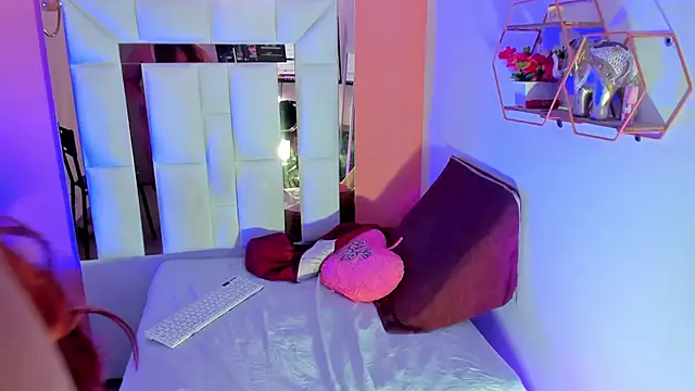 Alanna_hot3's cam snapshot